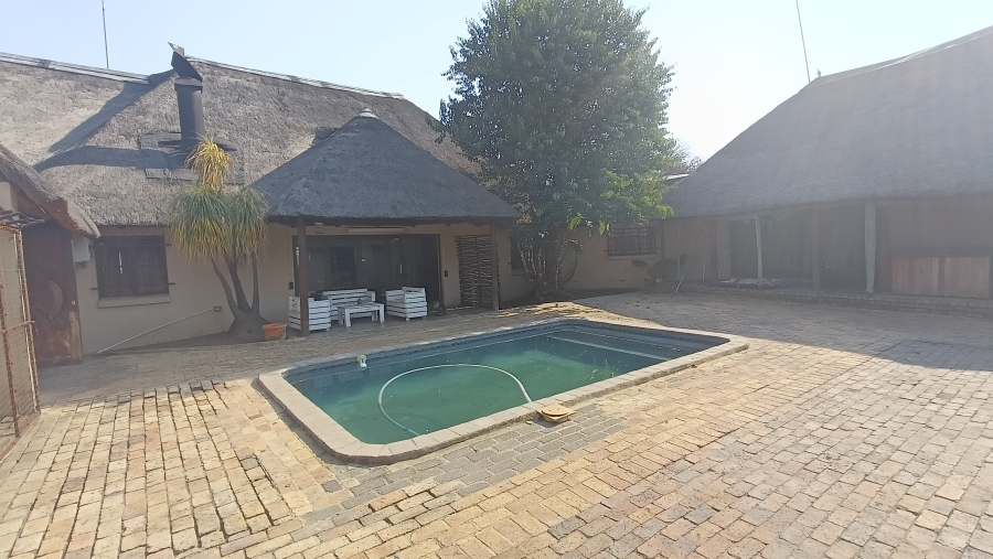 4 Bedroom Property for Sale in Jackaroo A H Mpumalanga