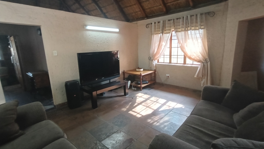 4 Bedroom Property for Sale in Jackaroo A H Mpumalanga
