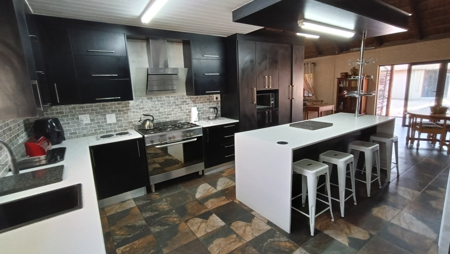 4 Bedroom Property for Sale in Jackaroo A H Mpumalanga