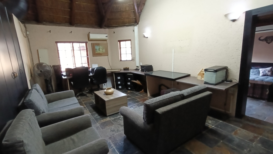 4 Bedroom Property for Sale in Jackaroo A H Mpumalanga
