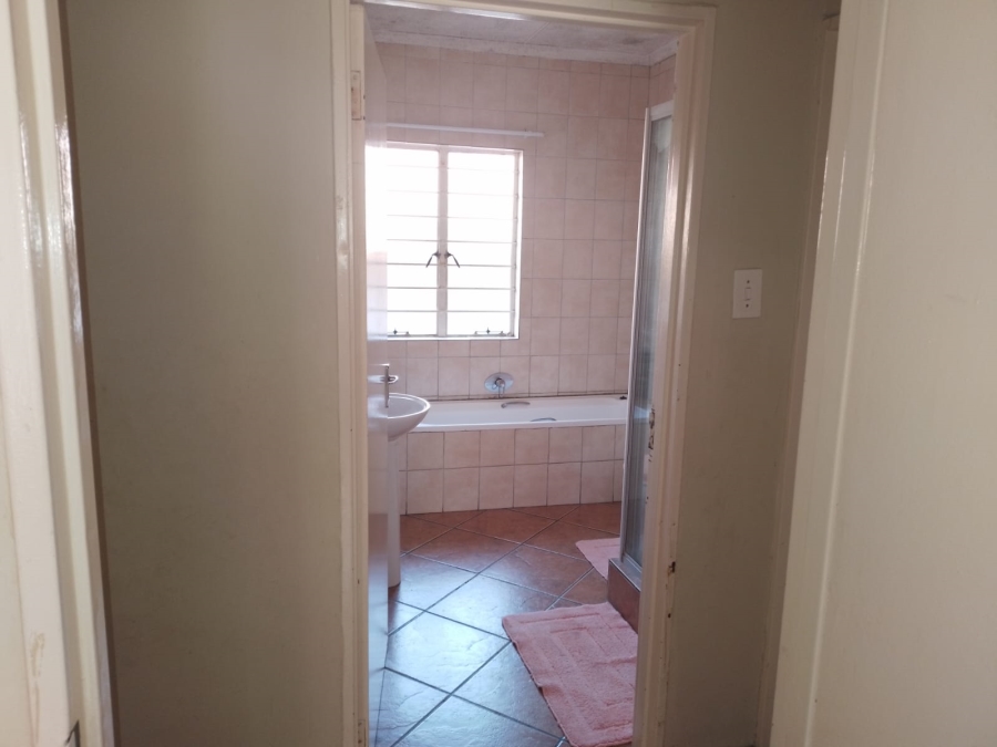 3 Bedroom Property for Sale in Reyno Ridge Mpumalanga
