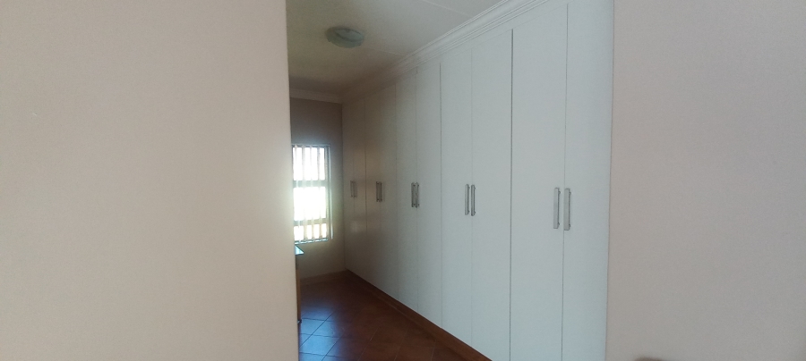 4 Bedroom Property for Sale in Clubville Mpumalanga