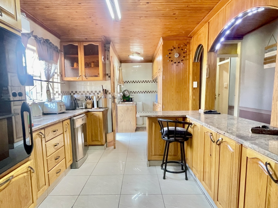 4 Bedroom Property for Sale in Kruinpark Mpumalanga