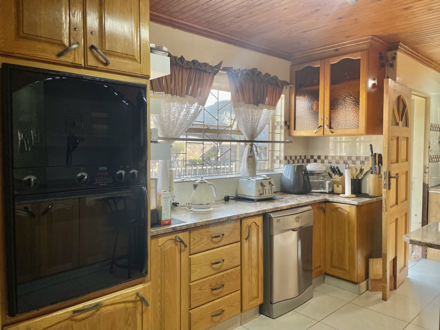4 Bedroom Property for Sale in Kruinpark Mpumalanga