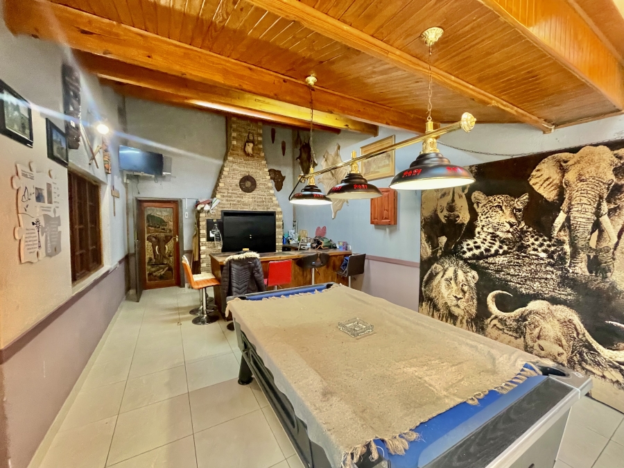 4 Bedroom Property for Sale in Kruinpark Mpumalanga