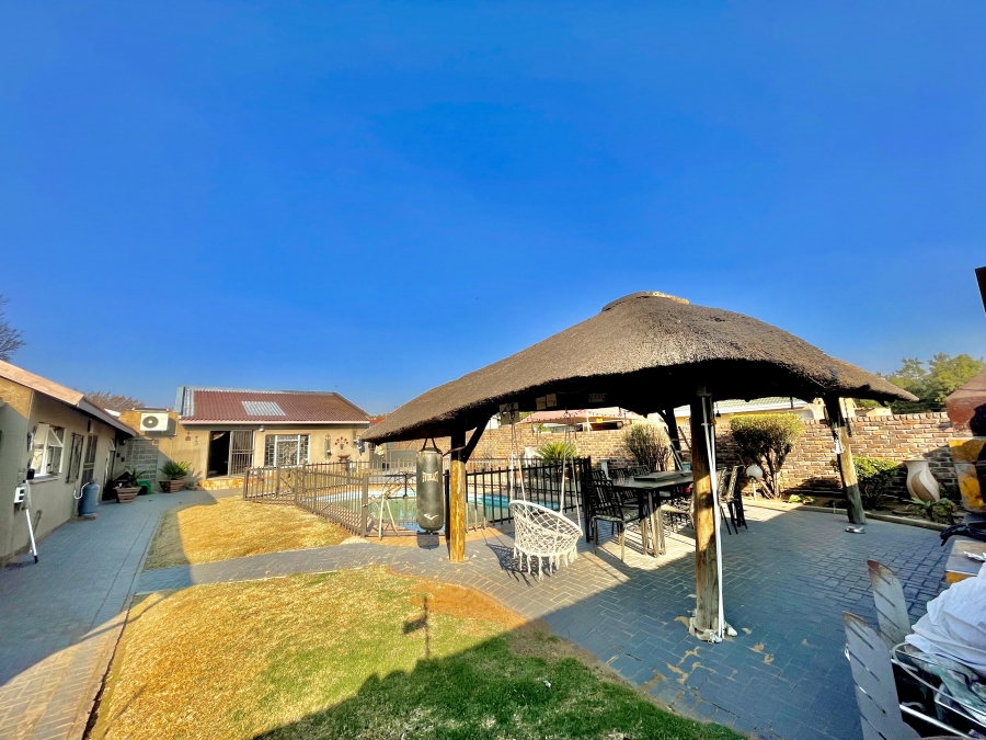 4 Bedroom Property for Sale in Kruinpark Mpumalanga