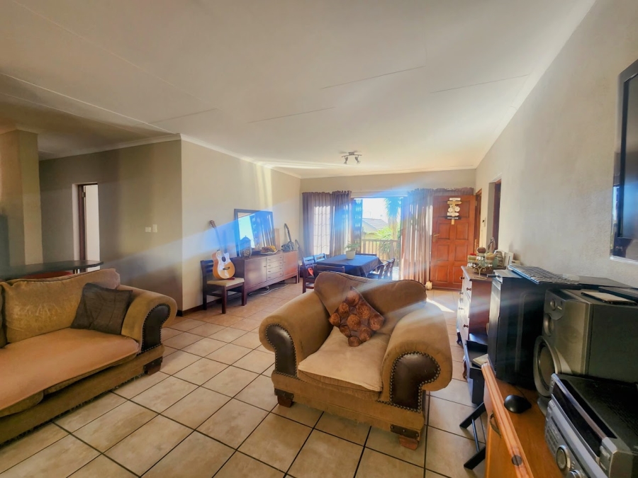 3 Bedroom Property for Sale in Stonehenge Ext 6 Mpumalanga