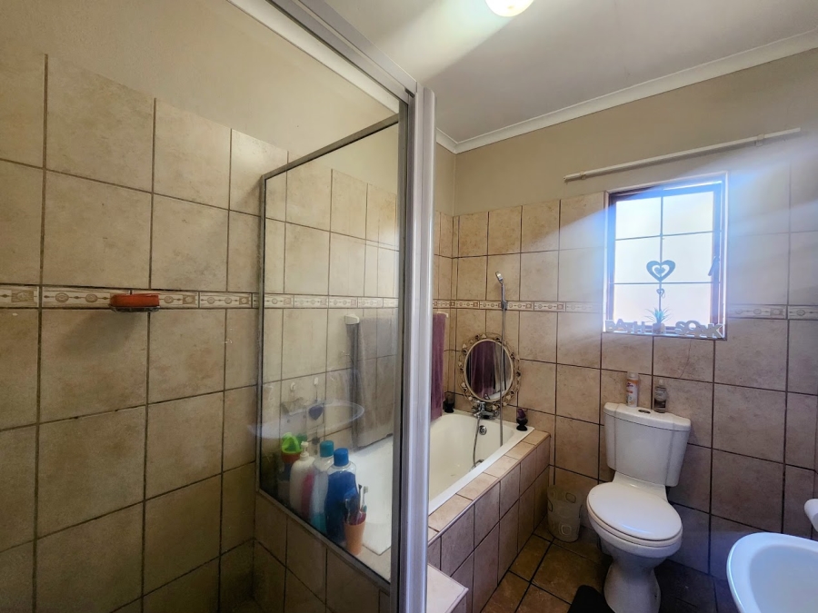 3 Bedroom Property for Sale in Stonehenge Ext 6 Mpumalanga