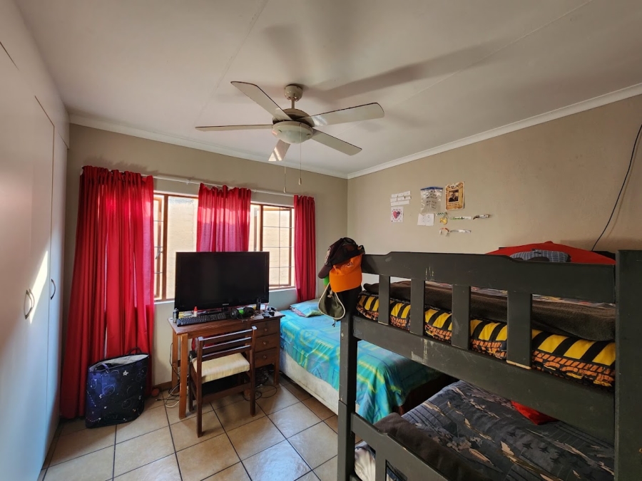 3 Bedroom Property for Sale in Stonehenge Ext 6 Mpumalanga