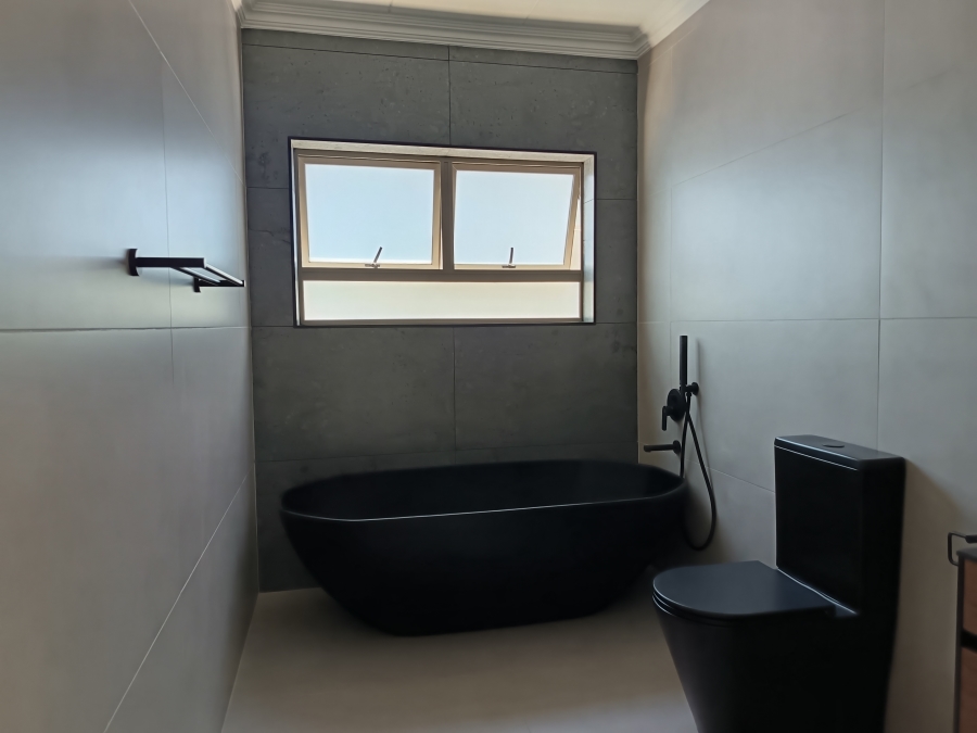 3 Bedroom Property for Sale in Suidheuwel Mpumalanga