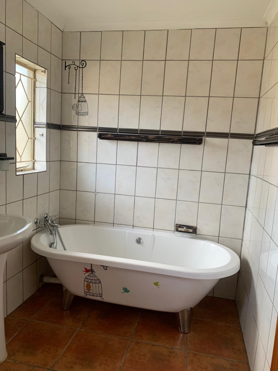 4 Bedroom Property for Sale in Sunset Park Mpumalanga