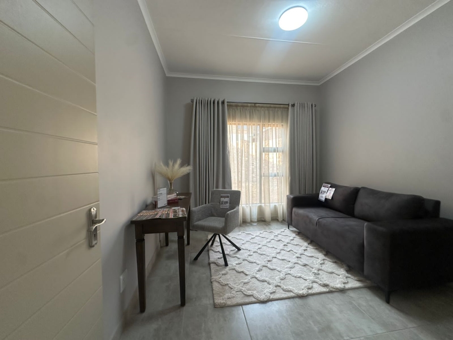 3 Bedroom Property for Sale in Die Heuwel Ext 2 Mpumalanga