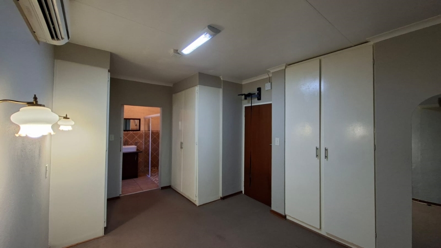 To Let 1 Bedroom Property for Rent in West Acres Mpumalanga