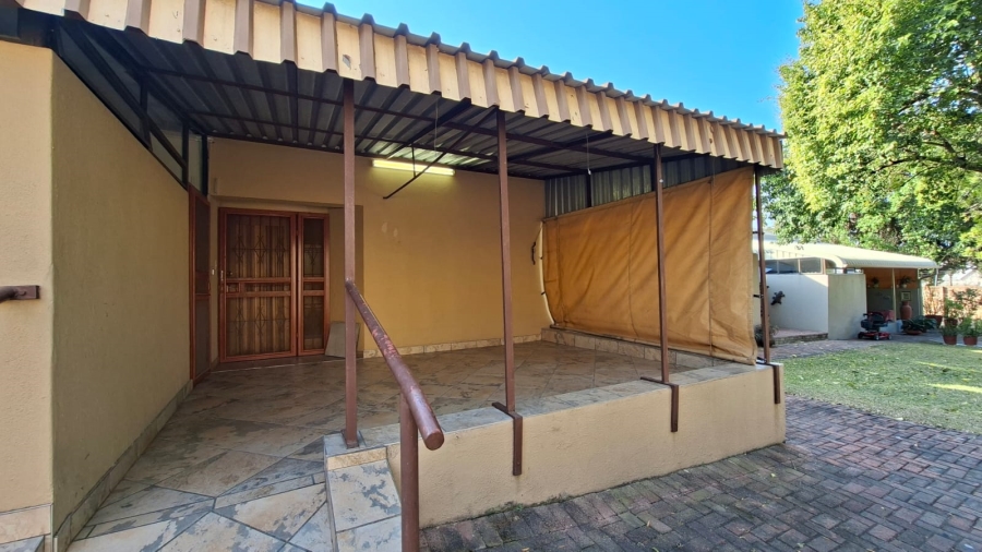 To Let 1 Bedroom Property for Rent in West Acres Mpumalanga