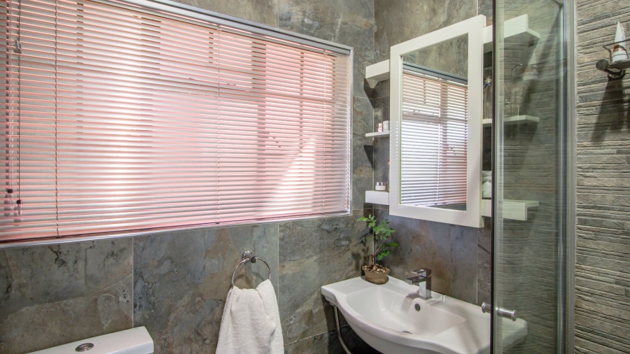 4 Bedroom Property for Sale in West Acres Ext 20 Mpumalanga