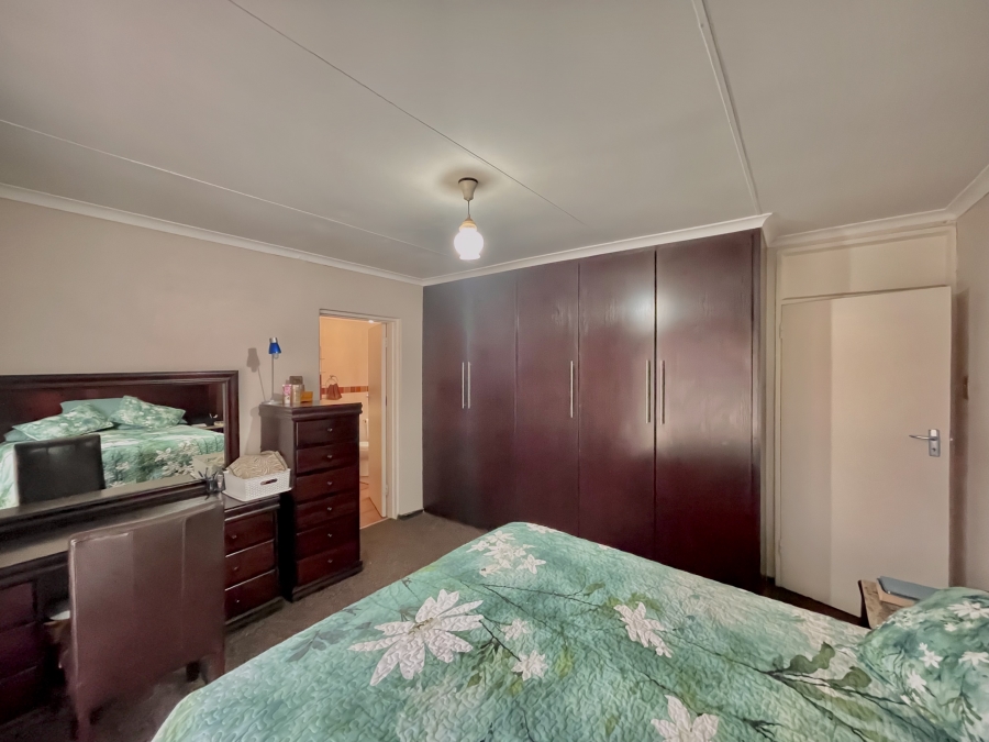3 Bedroom Property for Sale in Cosmosrand Mpumalanga