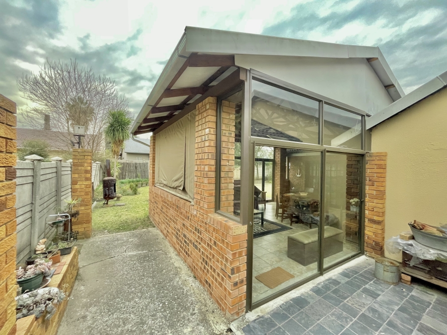 3 Bedroom Property for Sale in Cosmosrand Mpumalanga