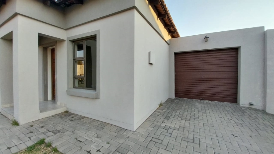 To Let 2 Bedroom Property for Rent in Terra Nova Mpumalanga