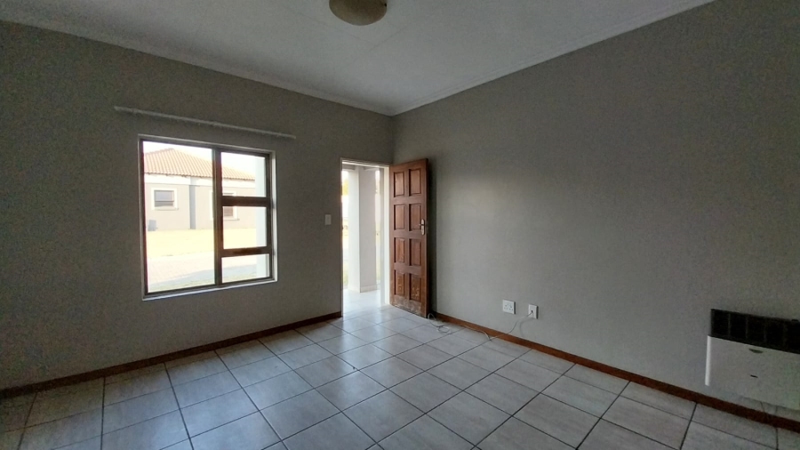 To Let 2 Bedroom Property for Rent in Terra Nova Mpumalanga