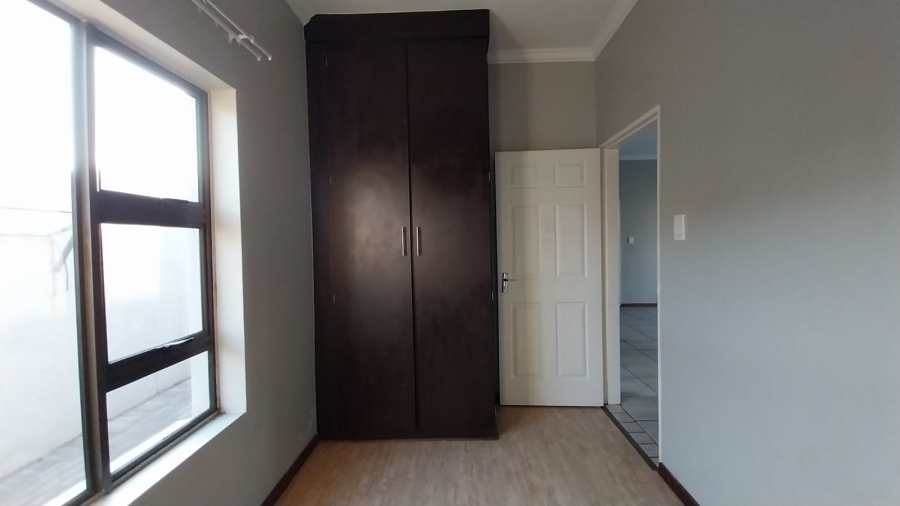 To Let 2 Bedroom Property for Rent in Terra Nova Mpumalanga
