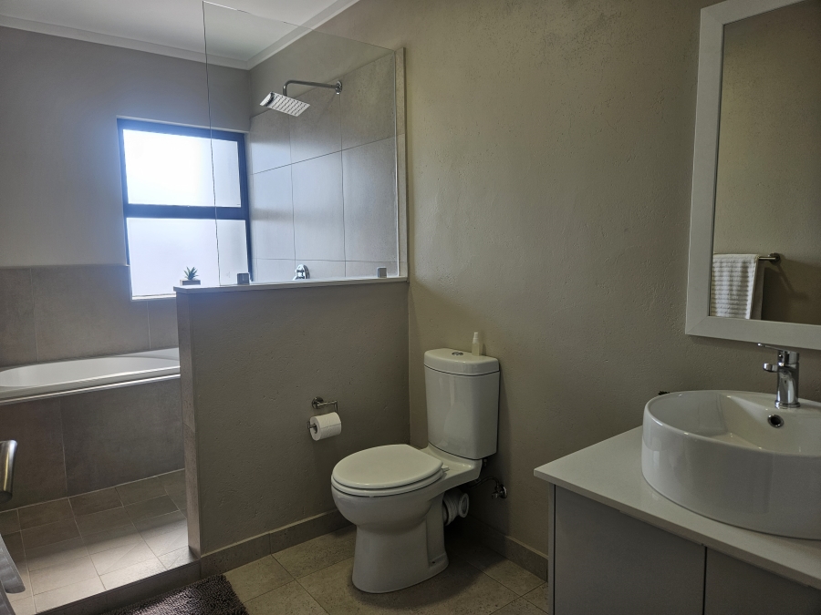3 Bedroom Property for Sale in Stonehenge Mpumalanga