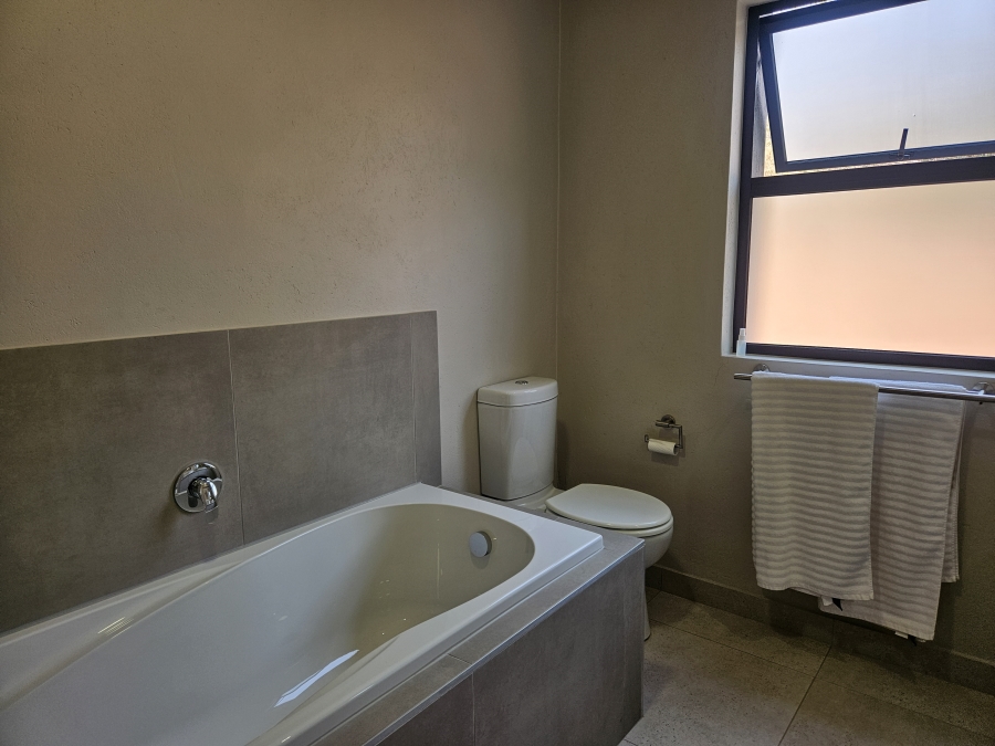 3 Bedroom Property for Sale in Stonehenge Mpumalanga