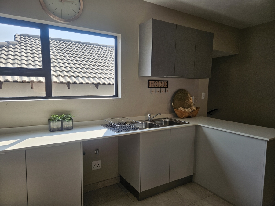 3 Bedroom Property for Sale in Stonehenge Mpumalanga
