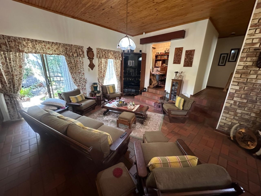 4 Bedroom Property for Sale in Sonheuwel Ext 1 Mpumalanga