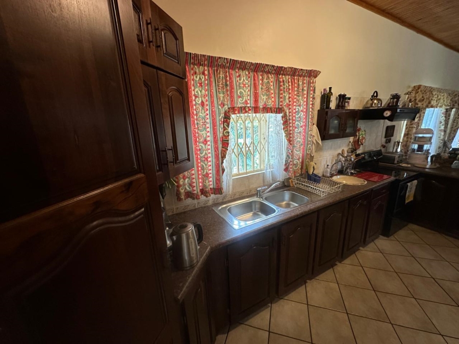 4 Bedroom Property for Sale in Sonheuwel Ext 1 Mpumalanga