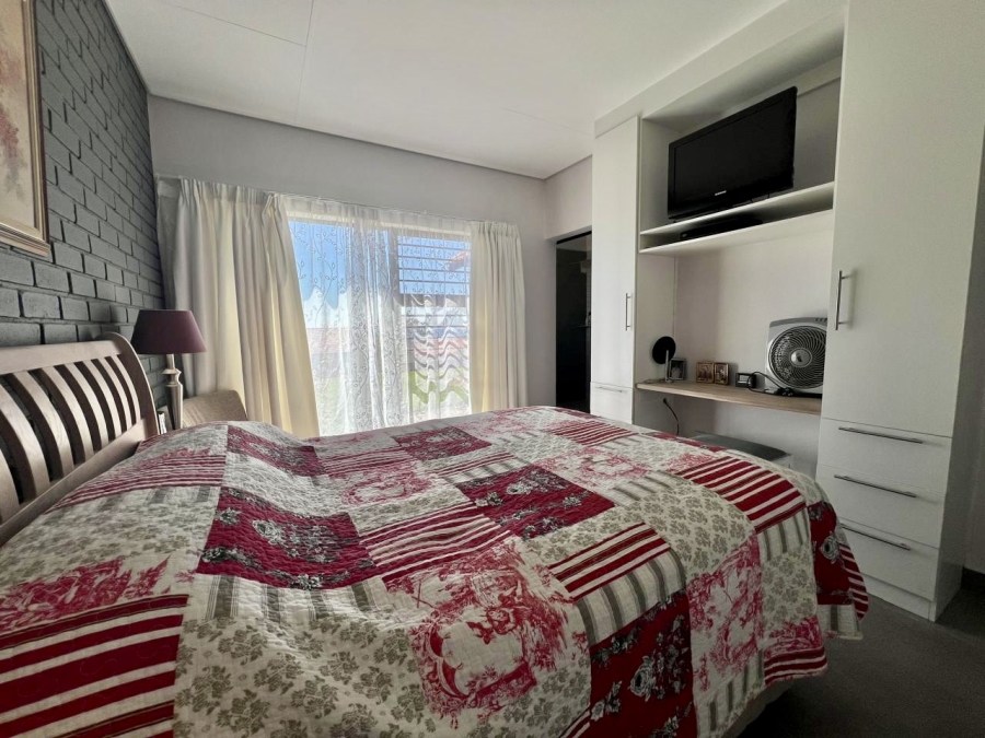 3 Bedroom Property for Sale in Bateleur Estate Mpumalanga