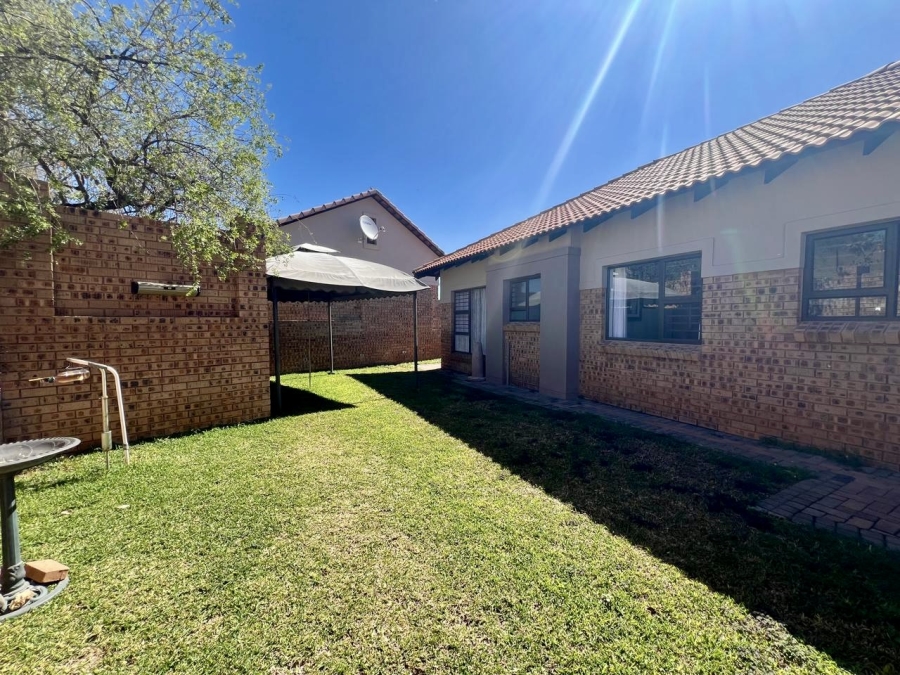 3 Bedroom Property for Sale in Bateleur Estate Mpumalanga