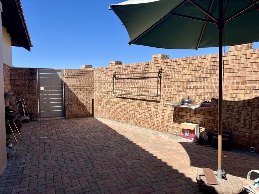 3 Bedroom Property for Sale in Bateleur Estate Mpumalanga