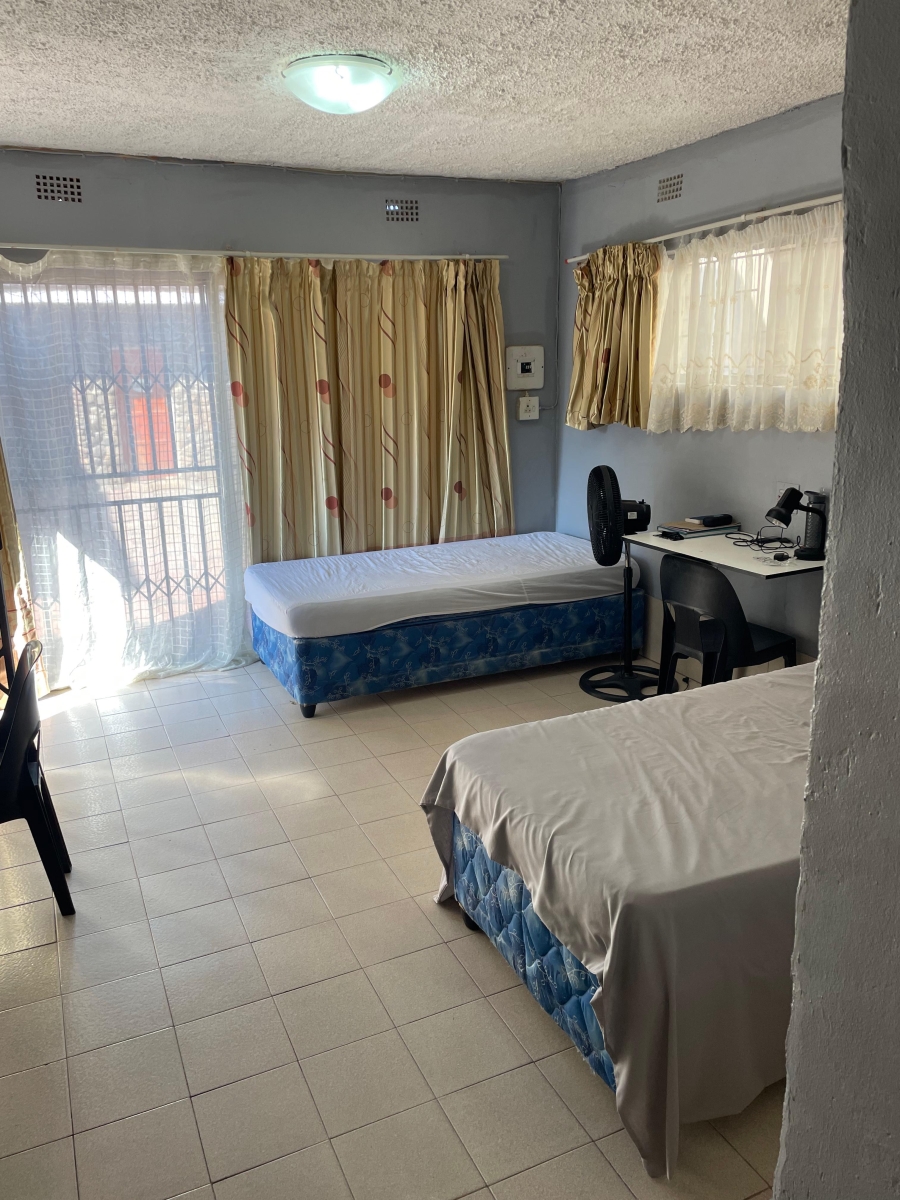 28 Bedroom Property for Sale in Kanyamazane Mpumalanga
