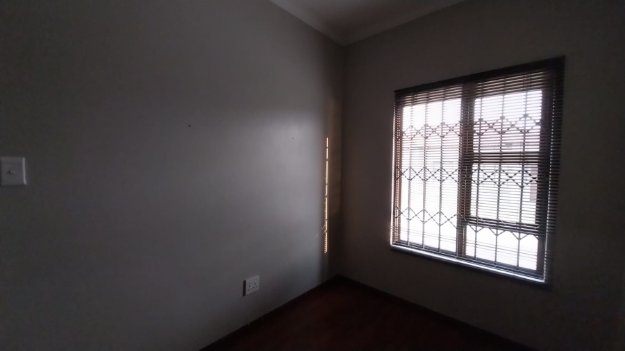 To Let 3 Bedroom Property for Rent in Terra Nova Mpumalanga