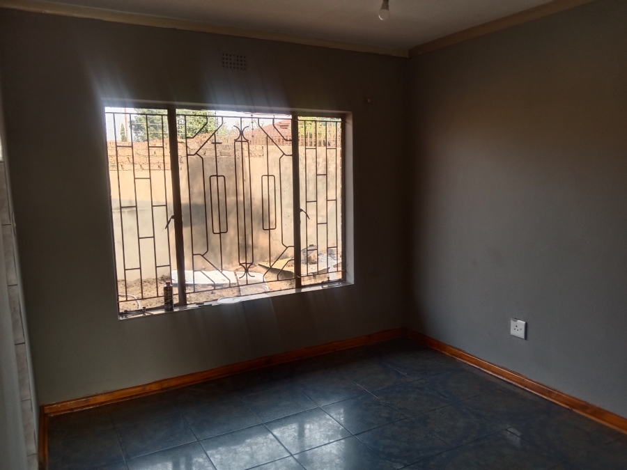 To Let 2 Bedroom Property for Rent in Pine Ridge Mpumalanga