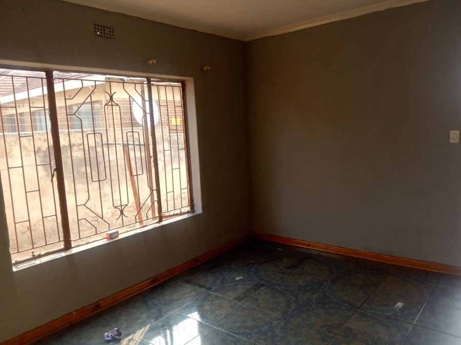 To Let 2 Bedroom Property for Rent in Pine Ridge Mpumalanga
