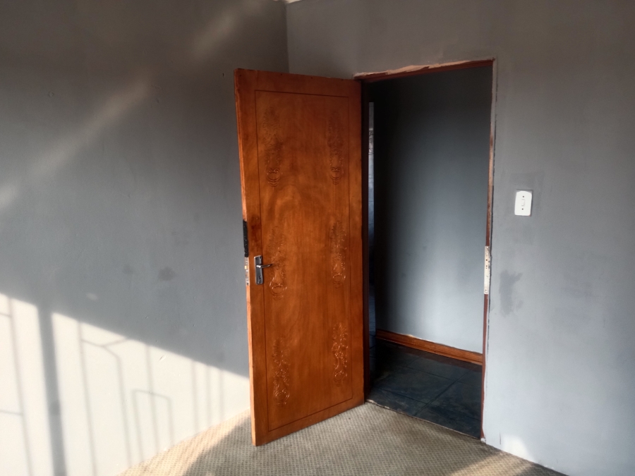 To Let 2 Bedroom Property for Rent in Pine Ridge Mpumalanga