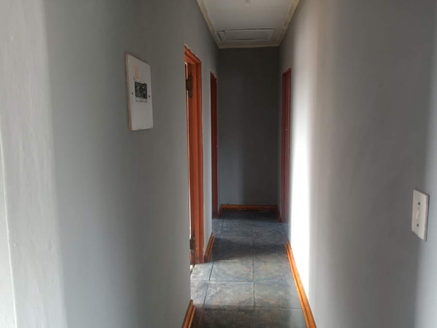 To Let 2 Bedroom Property for Rent in Pine Ridge Mpumalanga