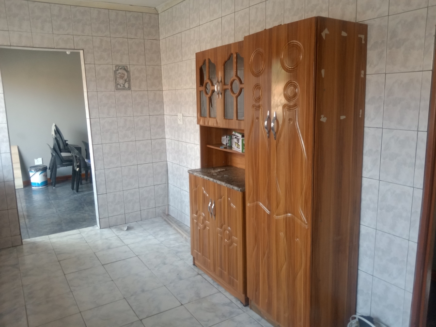 To Let 2 Bedroom Property for Rent in Pine Ridge Mpumalanga