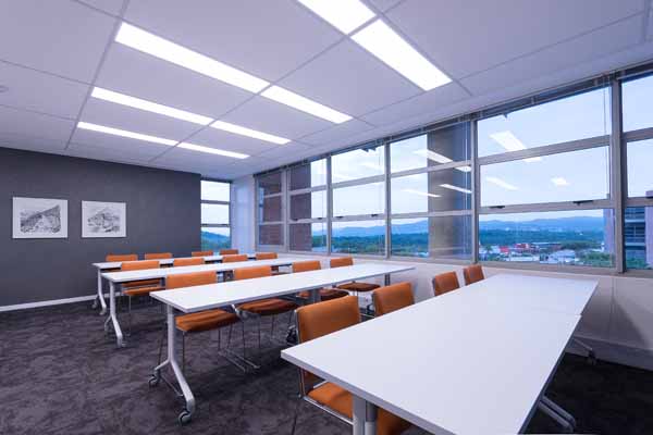 To Let commercial Property for Rent in Riverside Park Mpumalanga