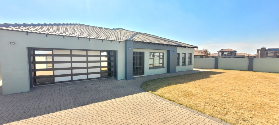 4 Bedroom Property for Sale in Aerorand Mpumalanga
