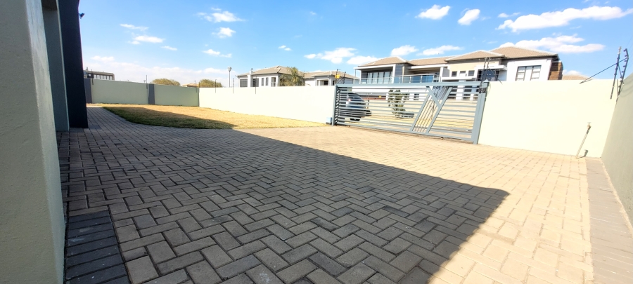 4 Bedroom Property for Sale in Aerorand Mpumalanga