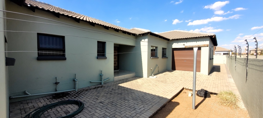4 Bedroom Property for Sale in Aerorand Mpumalanga