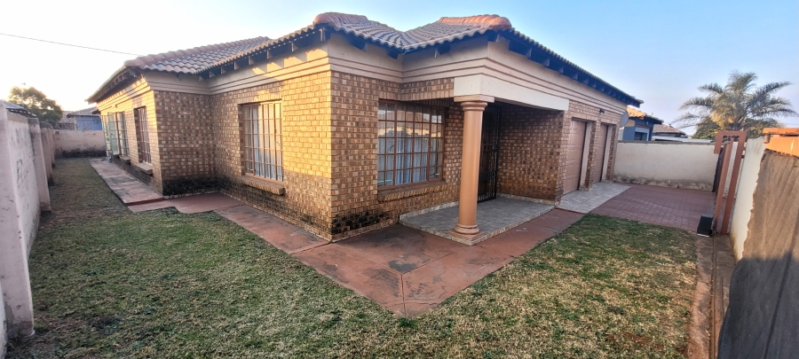 3 Bedroom Property for Sale in Mineralia Mpumalanga