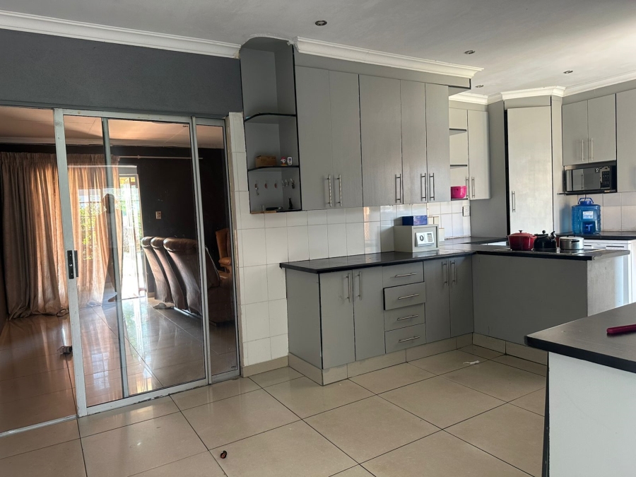 3 Bedroom Property for Sale in Model Park Mpumalanga
