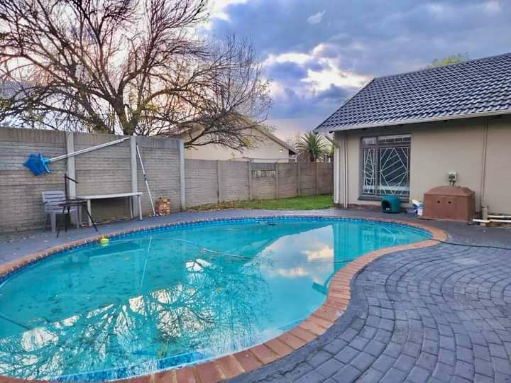 3 Bedroom Property for Sale in Secunda Mpumalanga