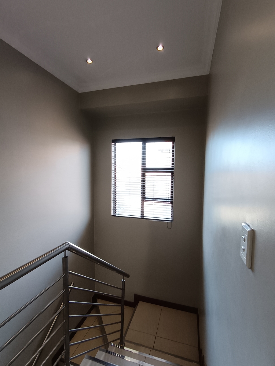 3 Bedroom Property for Sale in Terra Nova Mpumalanga