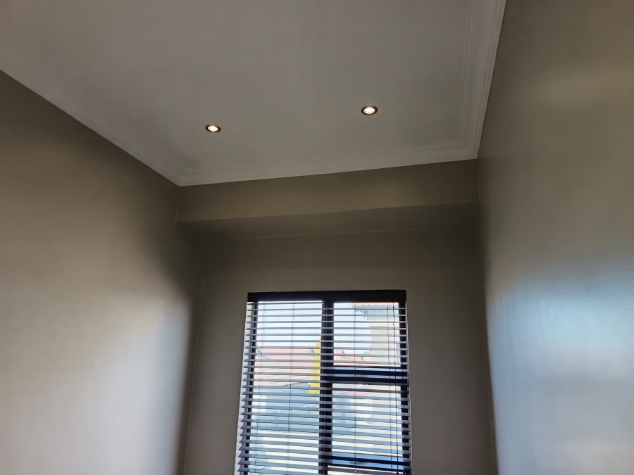 3 Bedroom Property for Sale in Terra Nova Mpumalanga