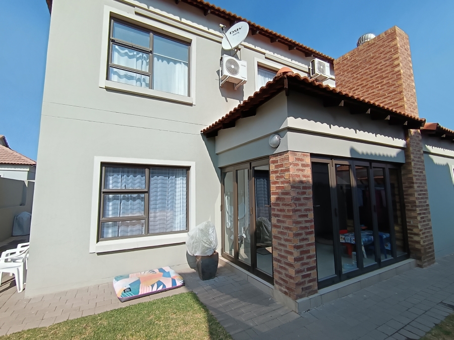 3 Bedroom Property for Sale in Terra Nova Mpumalanga