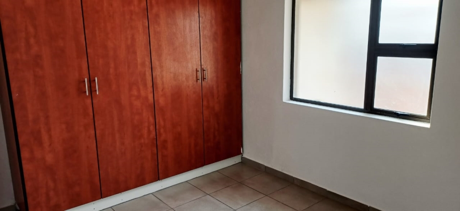 To Let 2 Bedroom Property for Rent in Noordrand Mpumalanga